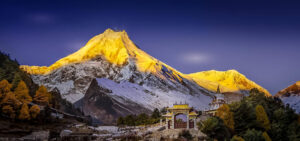 Manaslu Circuit Trek via Barpak, Laprak – 16 Days